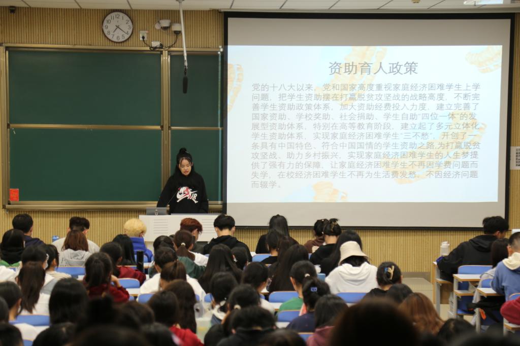 crown sport官方网站