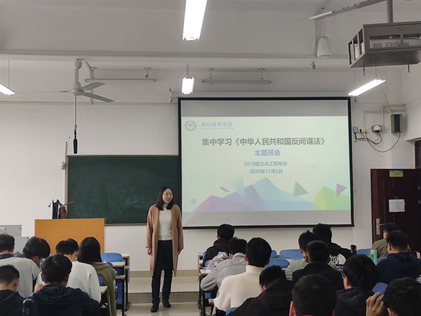 crown sport官方网站