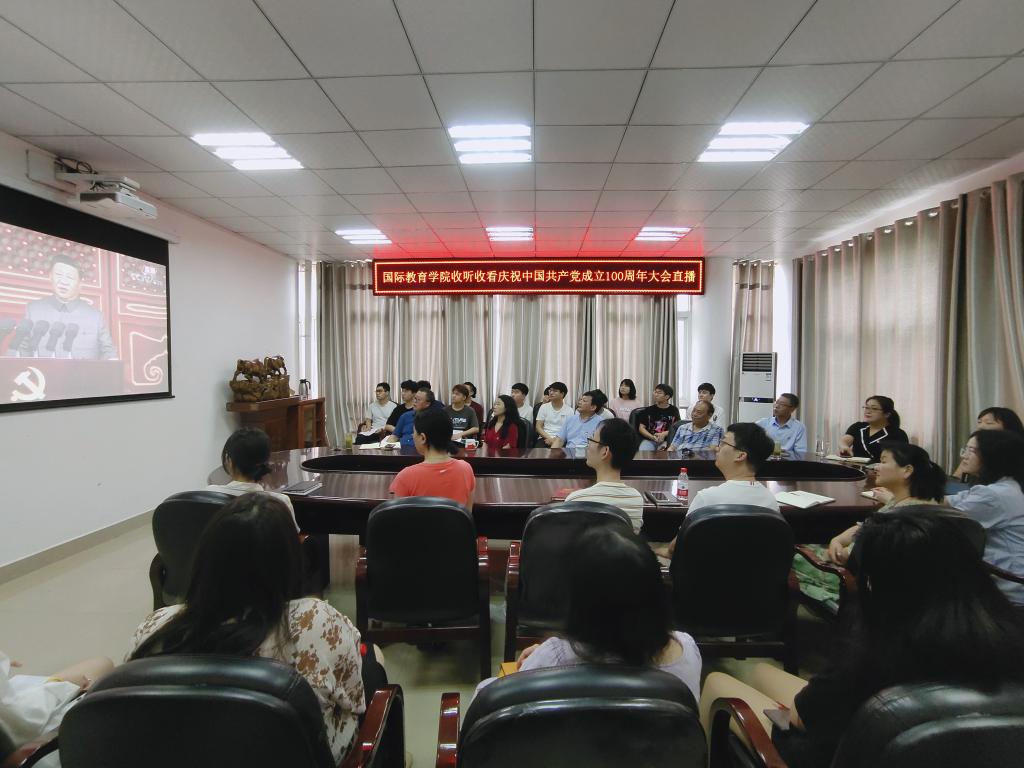 crown sport官方网站