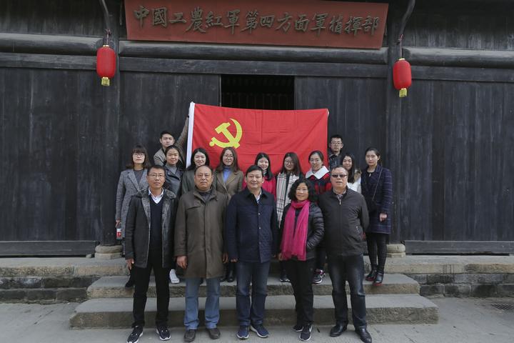 10241.jpg crown sport官方网站