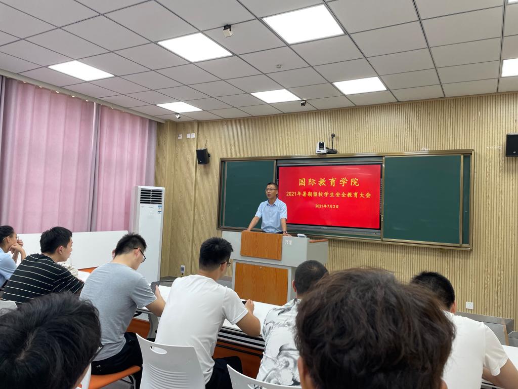 crown sport官方网站