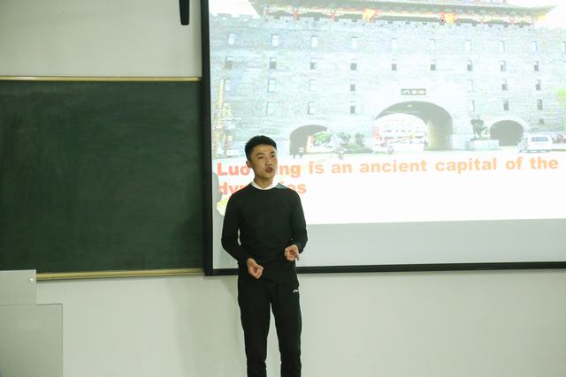 IMG_7118.jpg crown sport官方网站