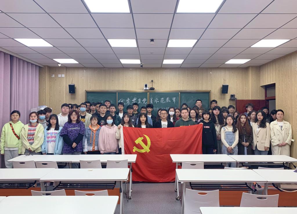 crown sport官方网站