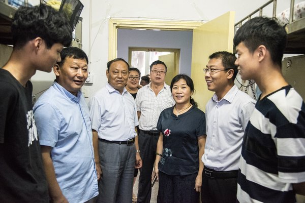 DSC_1642.jpg crown sport官方网站