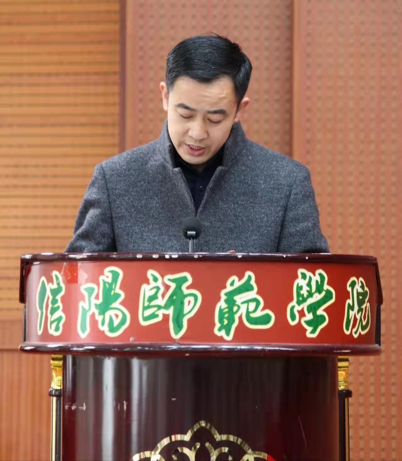 crown sport官方网站