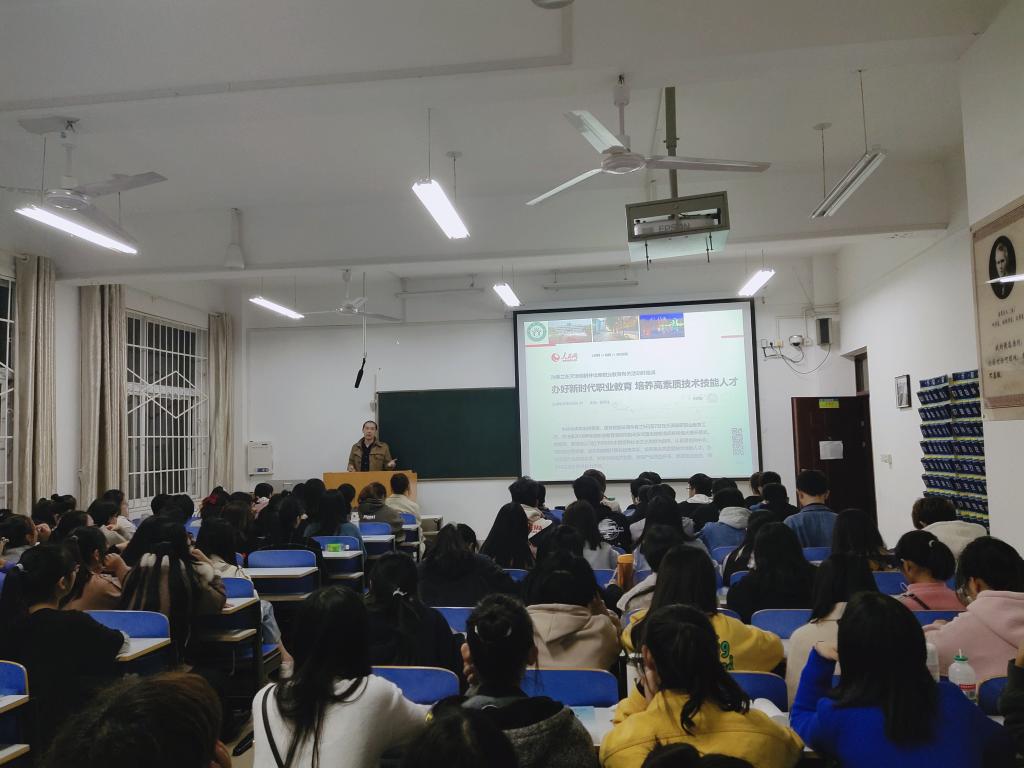 crown sport官方网站