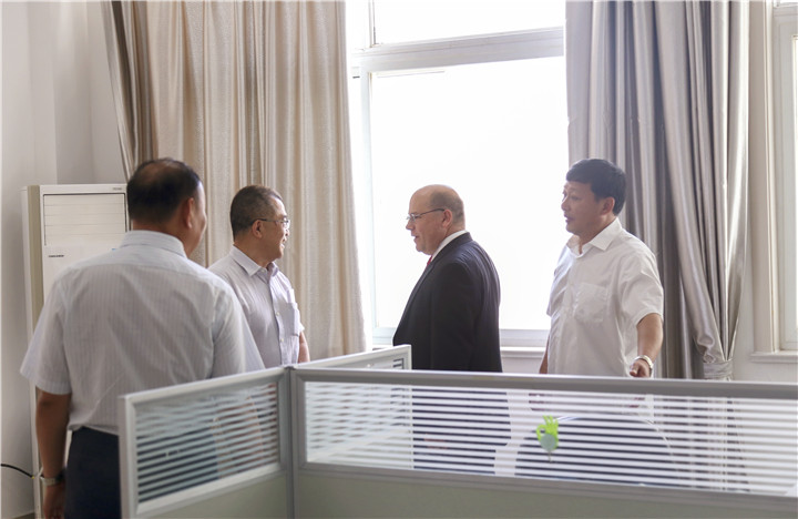 1.jpg crown sport官方网站