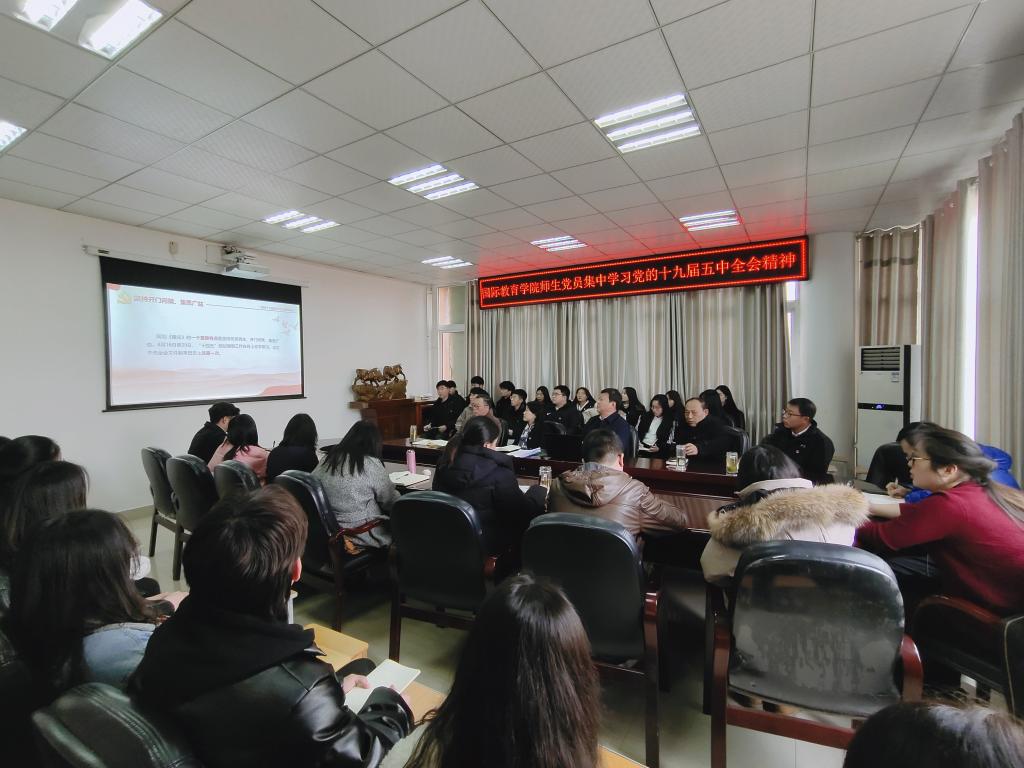 crown sport官方网站