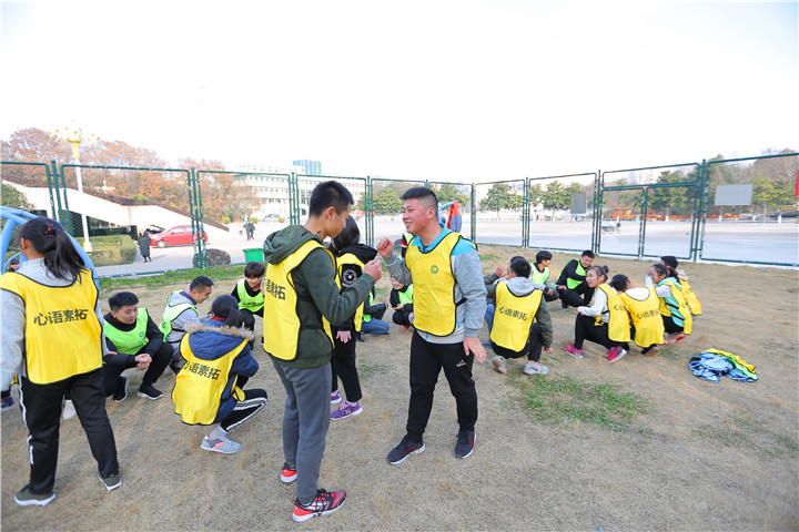 crown sport官方网站